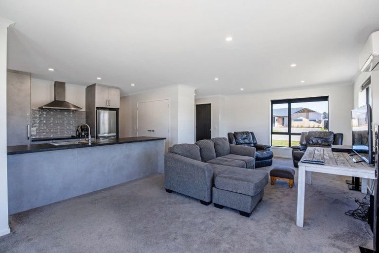 Photo of property in 6 Southdown Place, Kirwee, 7571