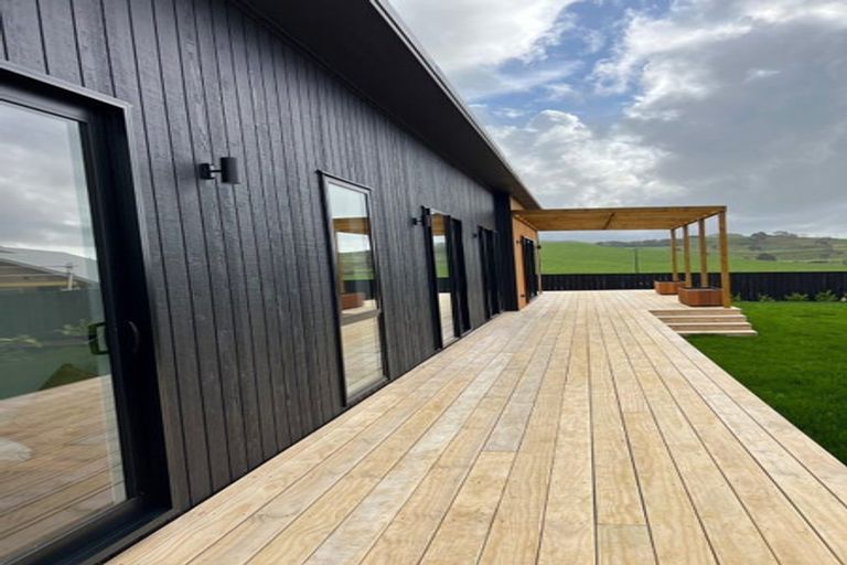 Photo of property in 79 Omahina Street, Raglan, 3225