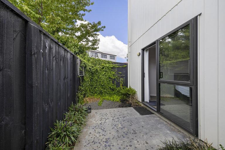 Photo of property in 7/14 Abbotsford Street, Whitiora, Hamilton, 3200