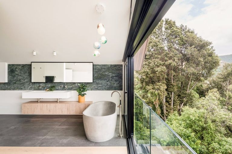 Photo of property in 109 Main Road, Governors Bay, Lyttelton, 8971