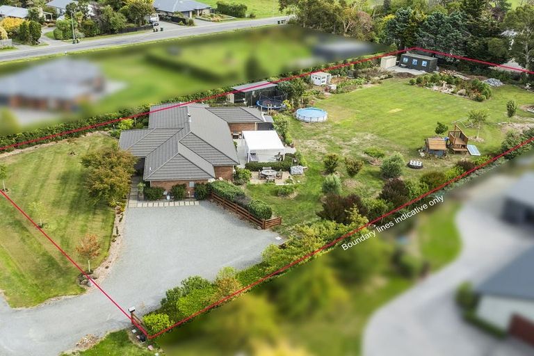 Photo of property in 3 Showground Place, Leeston, 7632