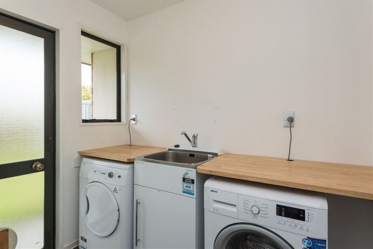 Photo of property in 18 Innisfree Place, Northwood, Christchurch, 8051