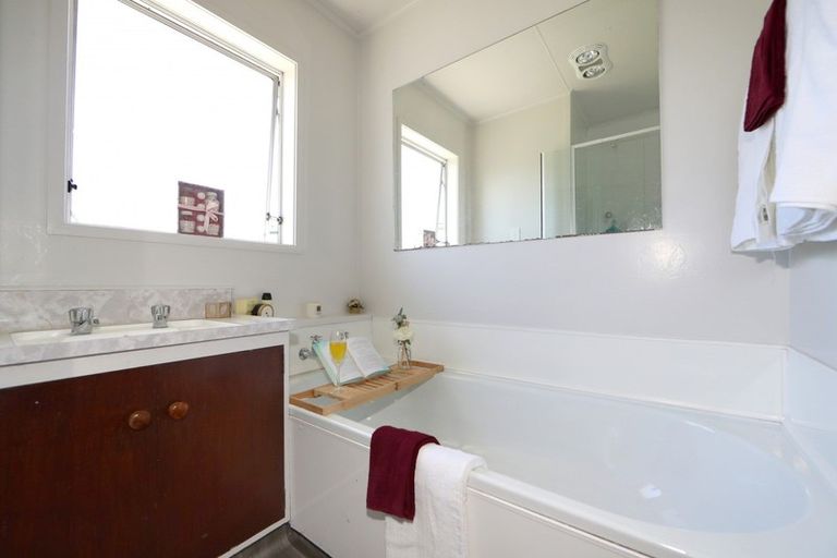 Photo of property in 26 Fleetwood Crescent, Flaxmere, Hastings, 4120