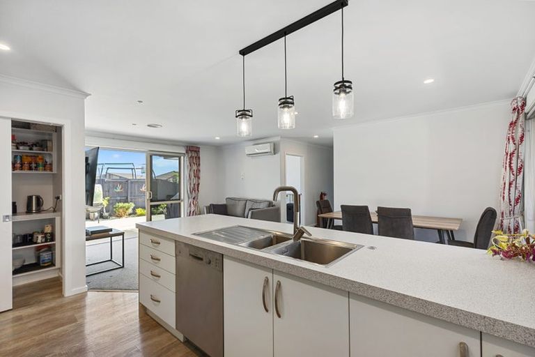 Photo of property in 21 Batty Street, Papamoa Beach, Papamoa, 3118