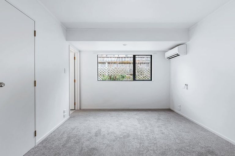 Photo of property in 31 Puriri Street, Hilltop, Taupo, 3330