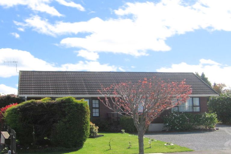 Photo of property in 3 Rihi Place, Nukuhau, Taupo, 3330