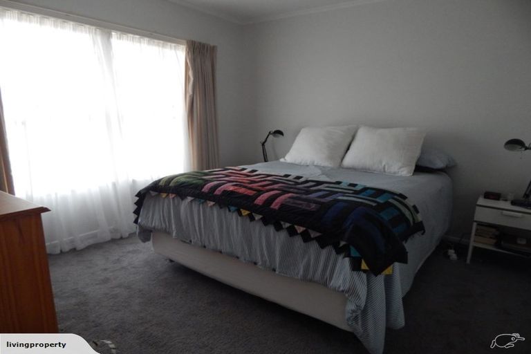 Photo of property in 3/3 Otakau Road, Milford, Auckland, 0620