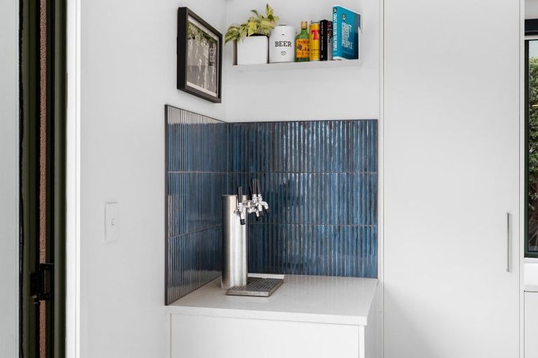 Photo of property in 16 Ridgewood Place, Shirley, Christchurch, 8061