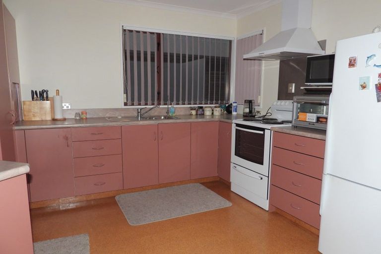 Photo of property in 13 Brinkburn Street, South Hill, Oamaru, 9400
