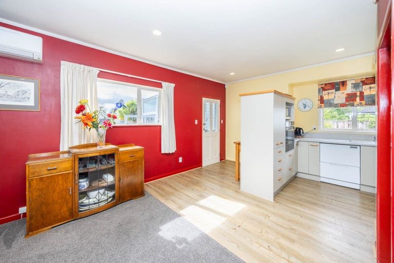 Photo of property in 20 Oxford Street, Fairfield, Hamilton, 3214