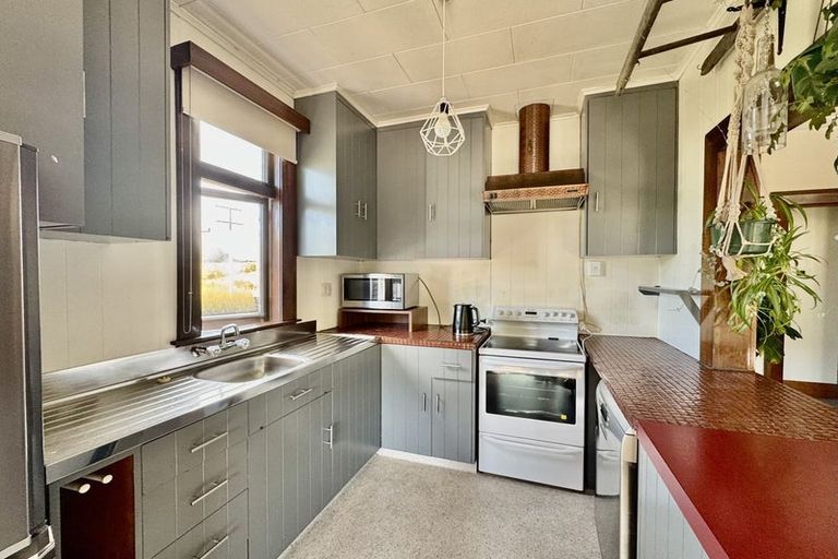 Photo of property in 105 Beach Road, Awamoa, Oamaru, 9495