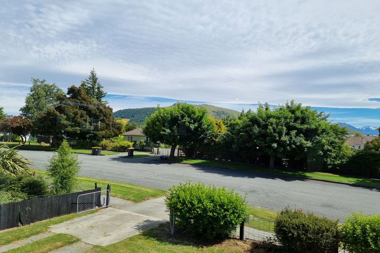 Photo of property in 34 Aorangi Crescent, Lake Tekapo, 7999