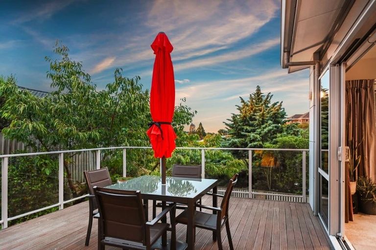 Photo of property in 10 Sunhaven Place, Huntsbury, Christchurch, 8022