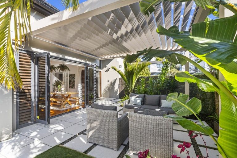 Photo of property in 7 Maui Grove, Remuera, Auckland, 1050