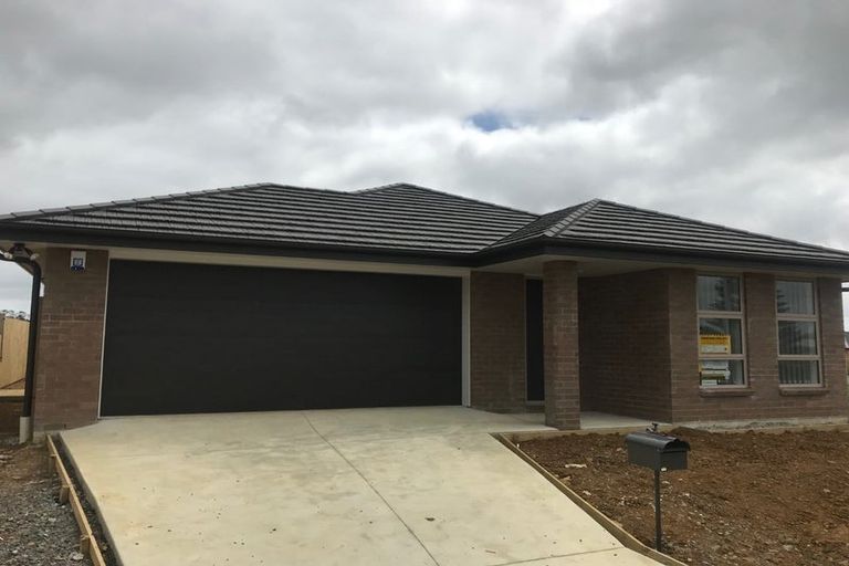 Photo of property in 297 Victoria Street West, Pukekohe, 2120