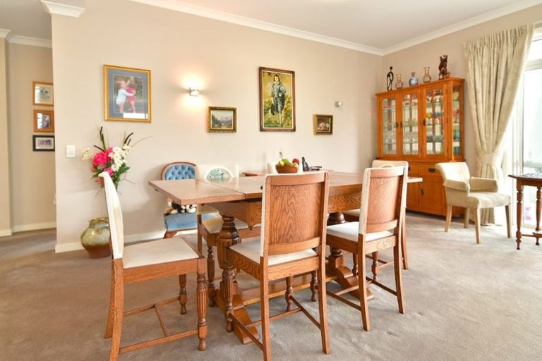 Photo of property in 19 Parkside Drive, Orewa, 0931