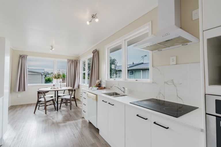 Photo of property in 39 Lilac Street, Melville, Hamilton, 3206