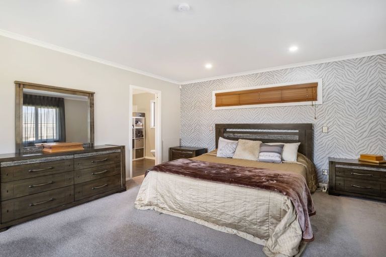 Photo of property in 3 Bouvardia Avenue, Milson, Palmerston North, 4414