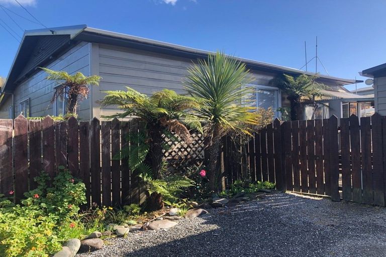 Photo of property in 6 Ward Street, Runanga, 7803