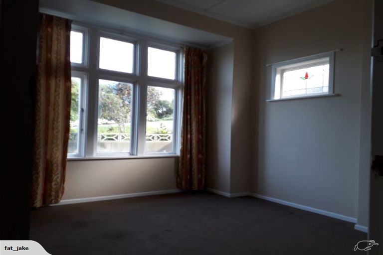 Photo of property in 16 Milne Terrace, Island Bay, Wellington, 6023