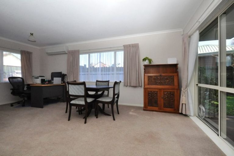 Photo of property in 23 Muirfield Street, Wattle Downs, Auckland, 2103