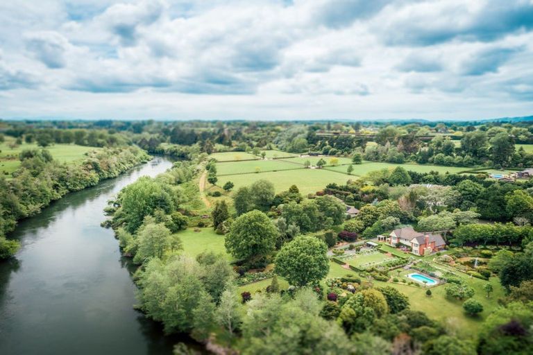 Photo of property in 115 Te Awa Road, Tamahere, Hamilton, 3283