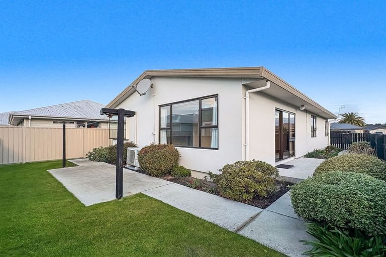 Photo of property in 1/11 Sylvia Street, Parklands, Christchurch, 8083