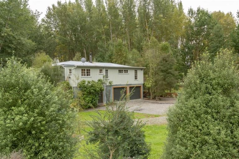 Photo of property in 2175 Main Road North, Sefton, Amberley, 7481