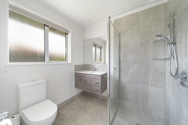 Photo of property in 2 Roto View, One Tree Point, 0118