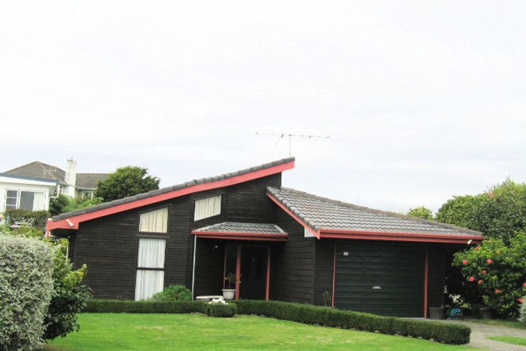 Photo of property in 7a Park Road, Paraparaumu Beach, Paraparaumu, 5032