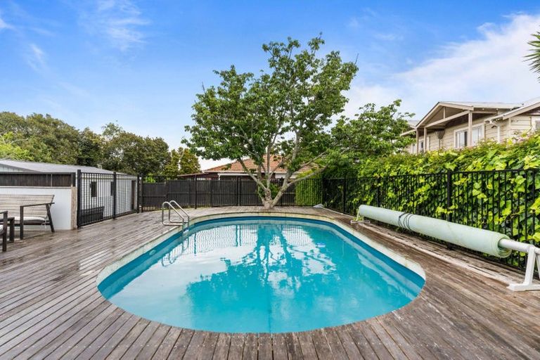 Photo of property in 83 Taylors Road, Mount Albert, Auckland, 1025