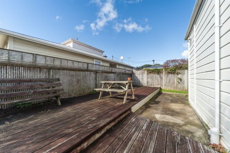Photo of property in 37 Owen Street, Newtown, Wellington, 6021