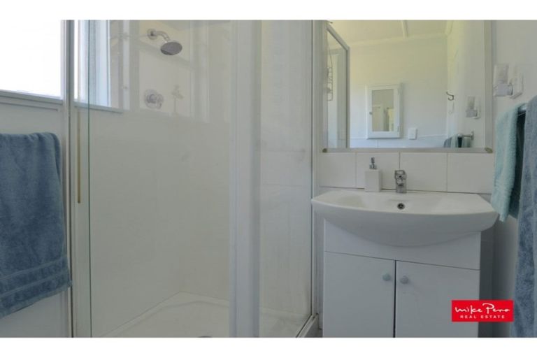 Photo of property in 18 Mcclintock Street, Whau Valley, Whangarei, 0112