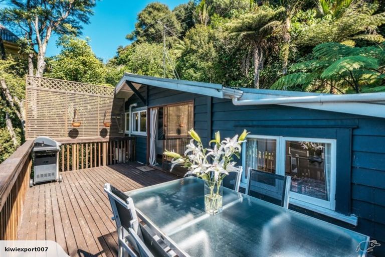 Photo of property in 112 Fairview Avenue, Fairview Heights, Auckland, 0632