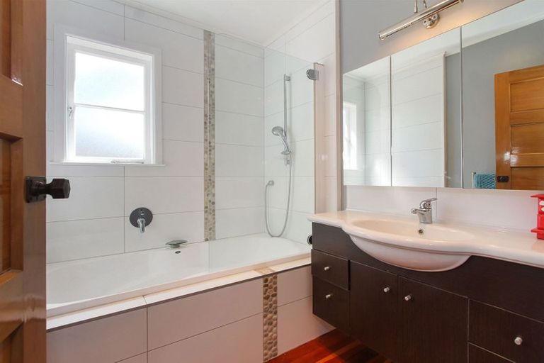 Photo of property in 7 Buchanan Road, Kingseat, Papakura, 2580