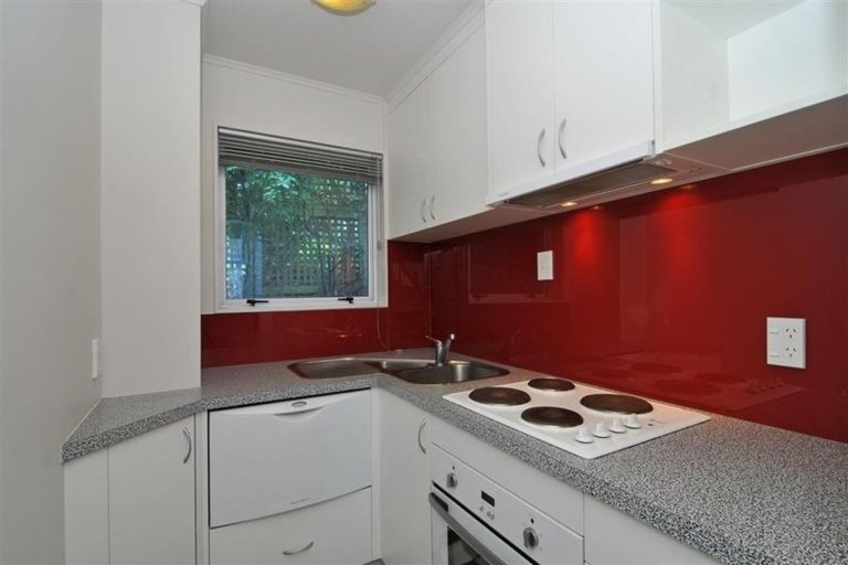 Photo of property in Windsor Court, 5/340 Tinakori Road, Thorndon, Wellington, 6011