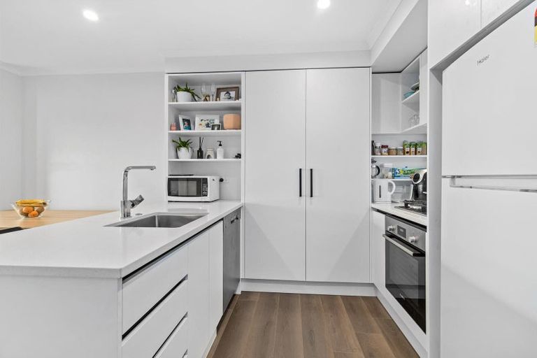 Photo of property in 9/14 Ruakiwi Road, Hamilton Lake, Hamilton, 3204