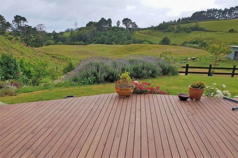 Photo of property in 63a Saxton Road, Upper Vogeltown, New Plymouth, 4371
