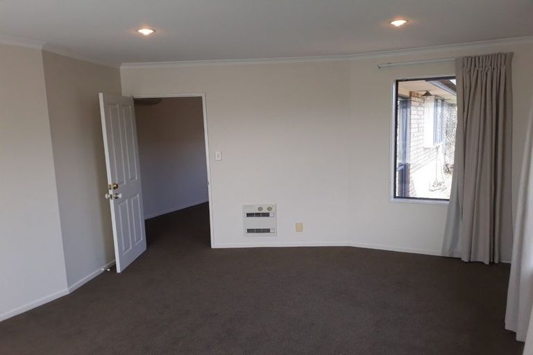 Photo of property in 1 Jerez Place, Hei Hei, Christchurch, 8042