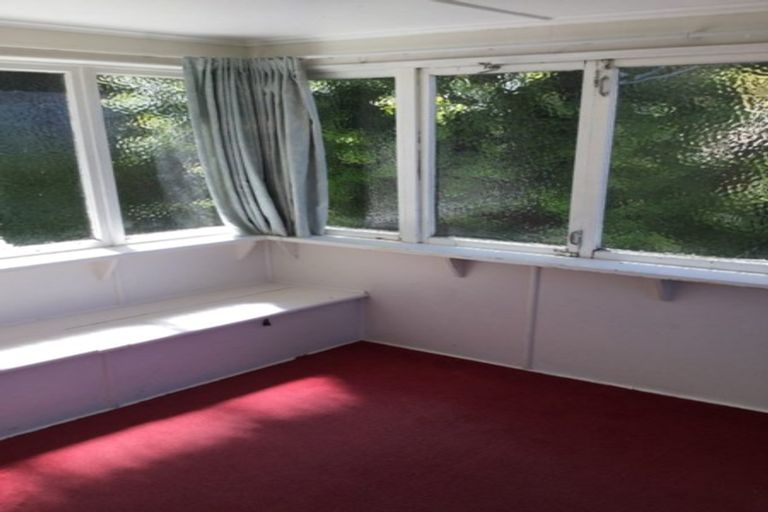 Photo of property in 1 Glasgow Street, Kelburn, Wellington, 6012