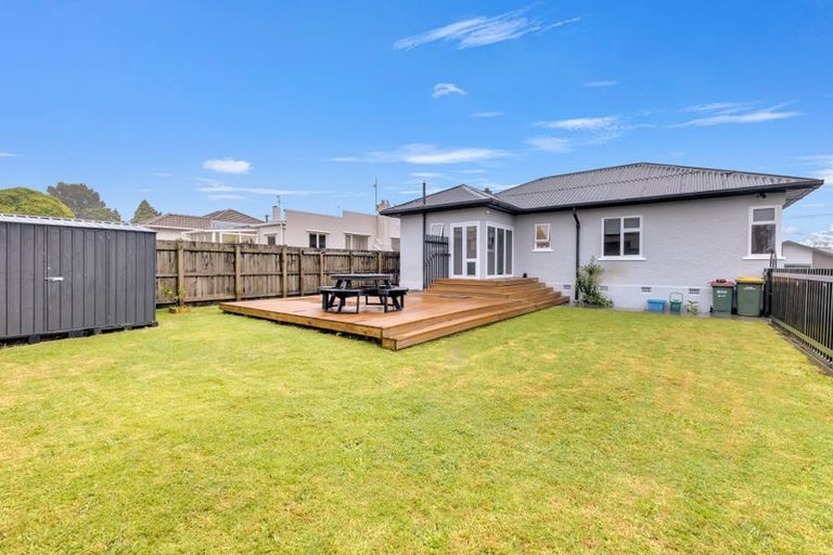 Photo of property in 391 Carrington Street, Upper Vogeltown, New Plymouth, 4310
