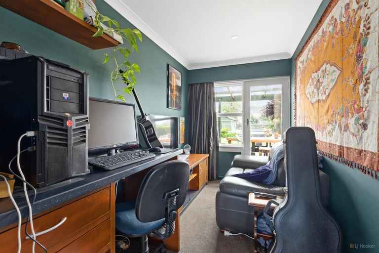 Photo of property in 238 Talbot Street, Geraldine, 7930