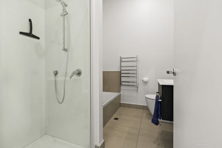 Photo of property in 14/62 Spenmoor Street, Newlands, Wellington, 6037