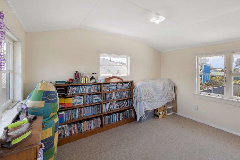 Photo of property in 73 Camberwell Road, Hawera, 4610