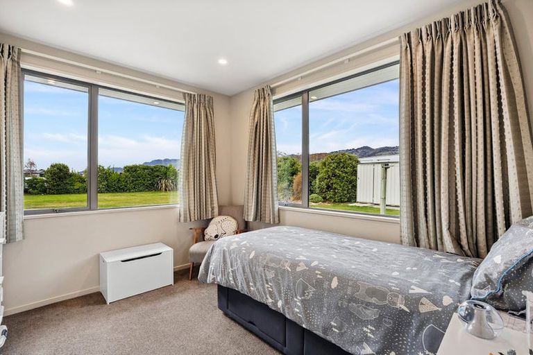 Photo of property in 27 De Bettencor Place, Mount Pisa, Cromwell, 9383