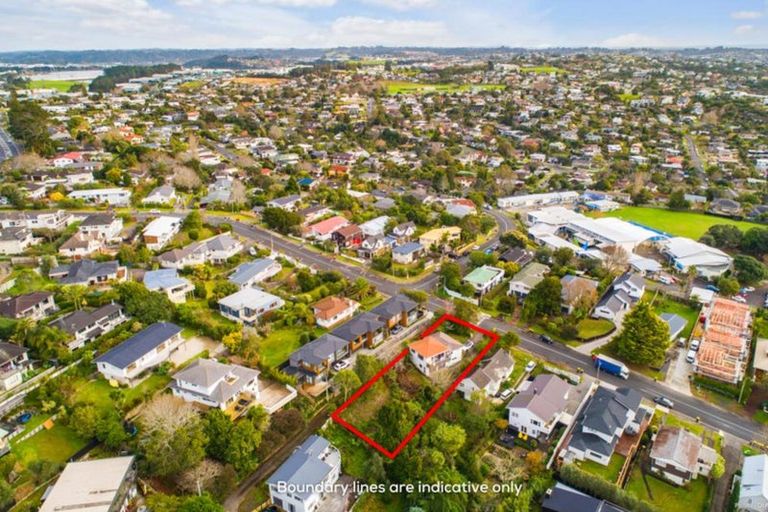 Photo of property in 88 Matipo Road, Mairangi Bay, Auckland, 0630