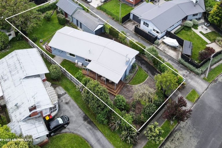 Photo of property in 44 Tudor Crescent, Chedworth, Hamilton, 3210