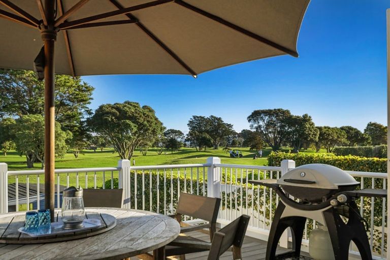 Photo of property in 162 Oceanbeach Road, Mount Maunganui, 3116