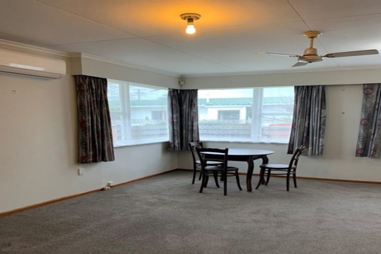 Photo of property in 43 Avenue Road, Foxton, 4814