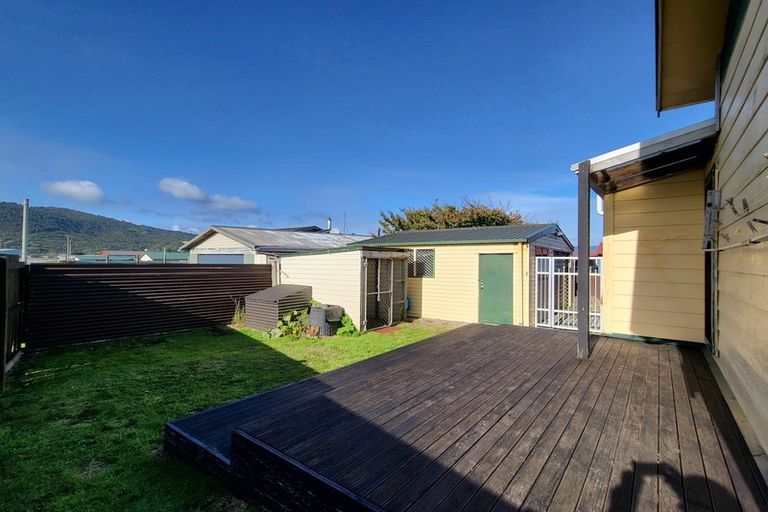 Photo of property in 43 Blake Street, Blaketown, Greymouth, 7805